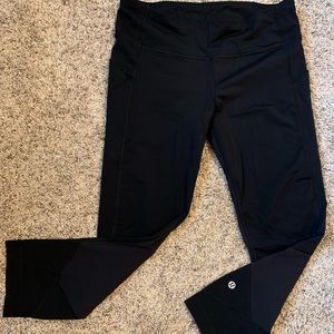 LuluLemon Pace Rival Crop - Black - Size 8